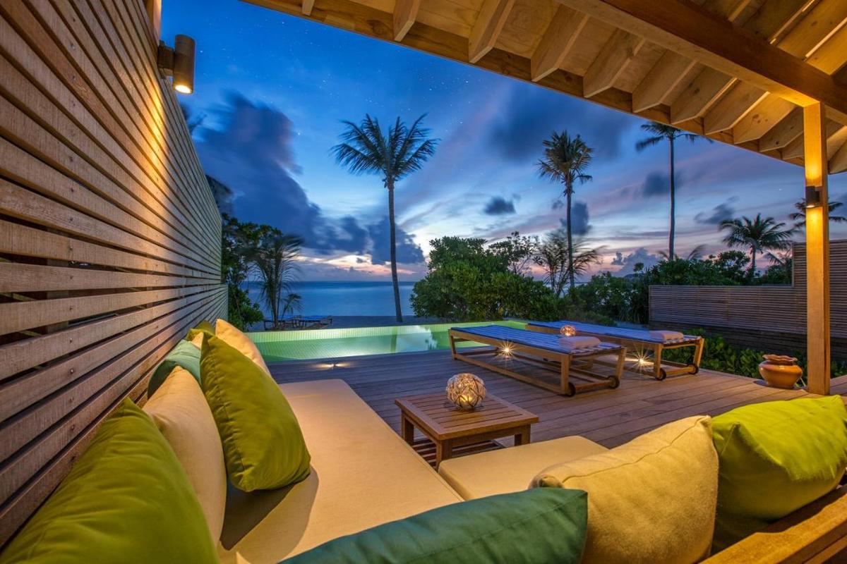 Hurawalhi Island Resort