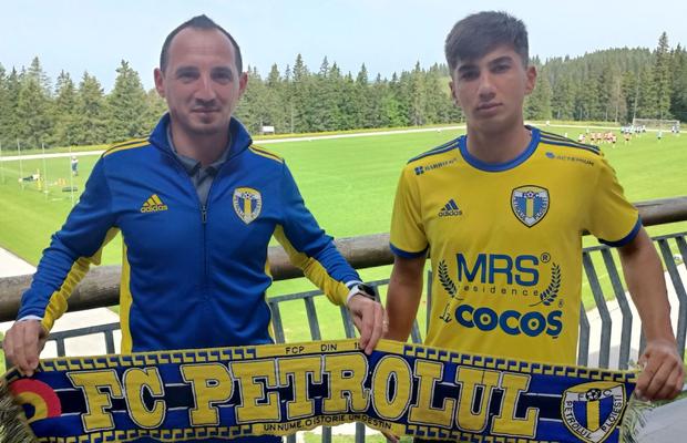 Petrolul s-a întărit de la FCSB și Farul » Ambele transferuri oficializate astăzi