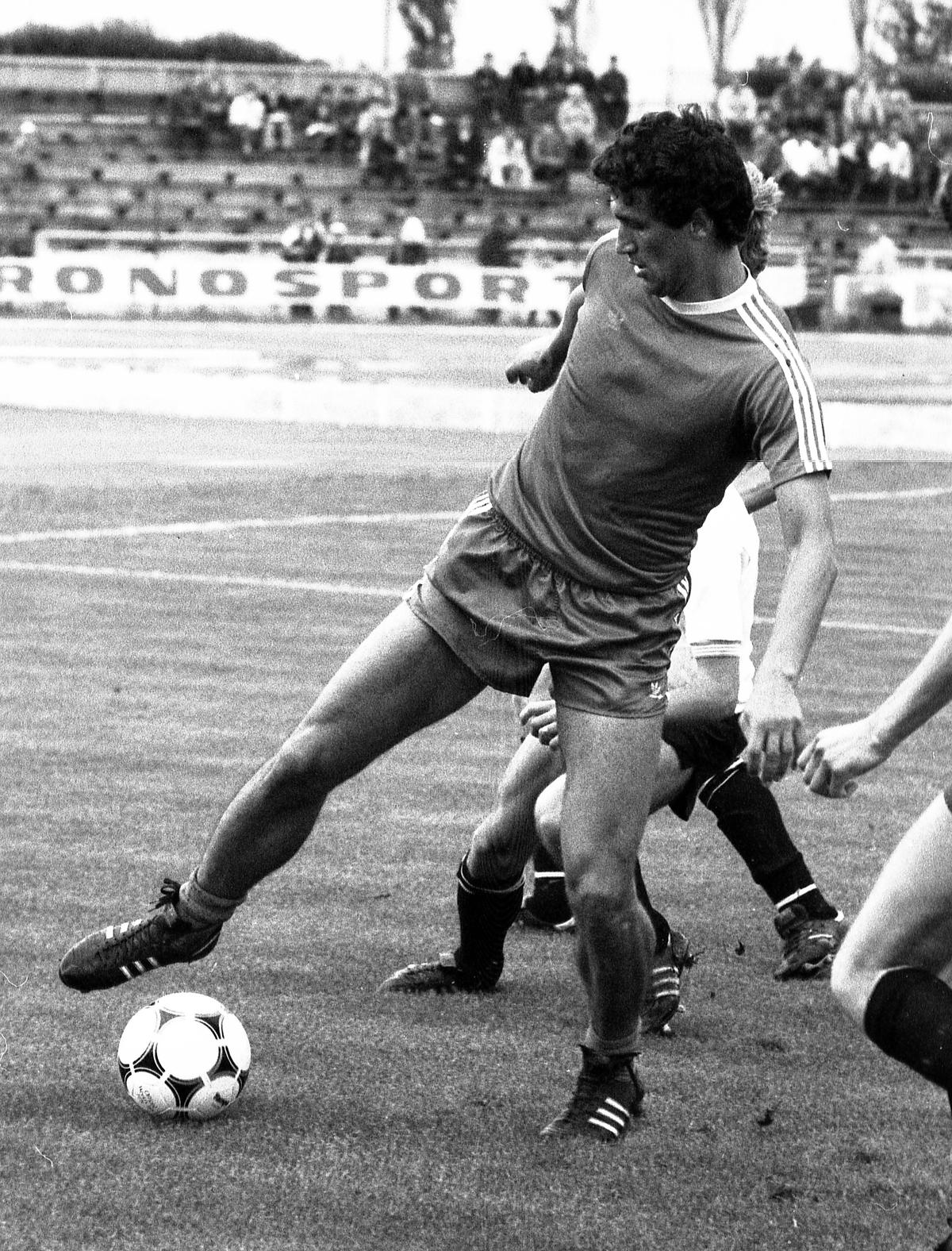 Rodion Cămătaru #65. Povestea neștiută a meciului pe care Cami l-a jucat pentru Benfica