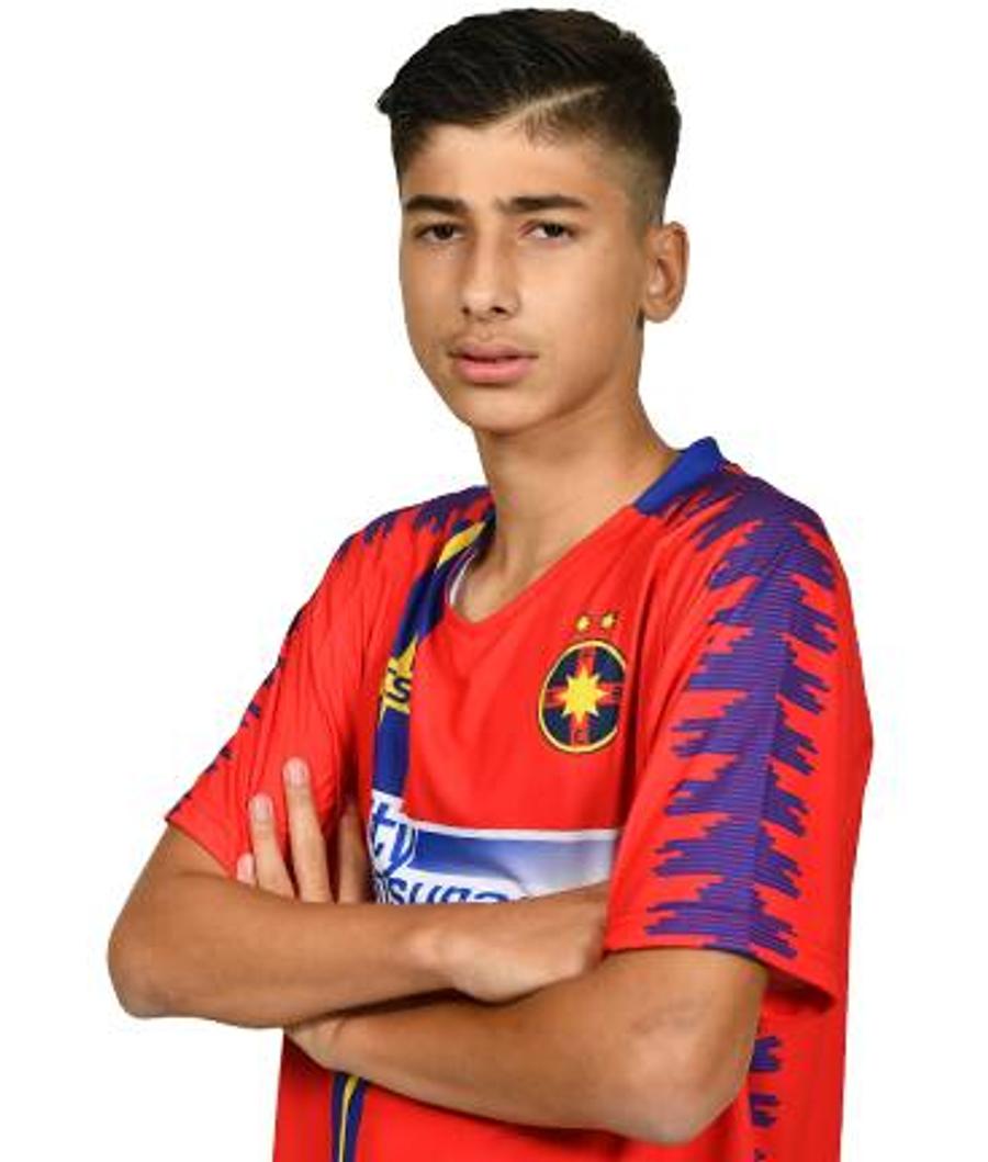 Ricardo Pădurariu Are și FCSB un Borza! Cine poate fi soluția-surpriză, de numai 16 ani, din noul sezon!
