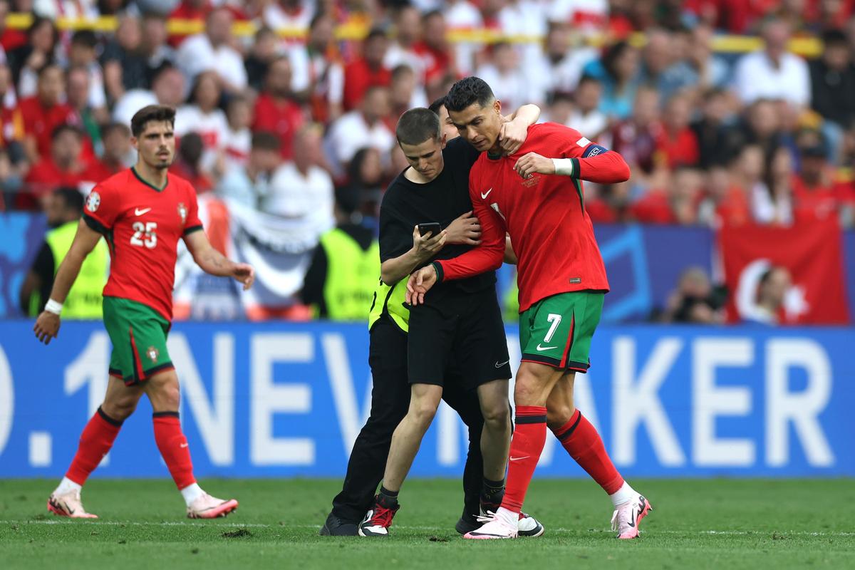 Turcia - Portugalia, întrerupt de PATRU ori din același motiv!