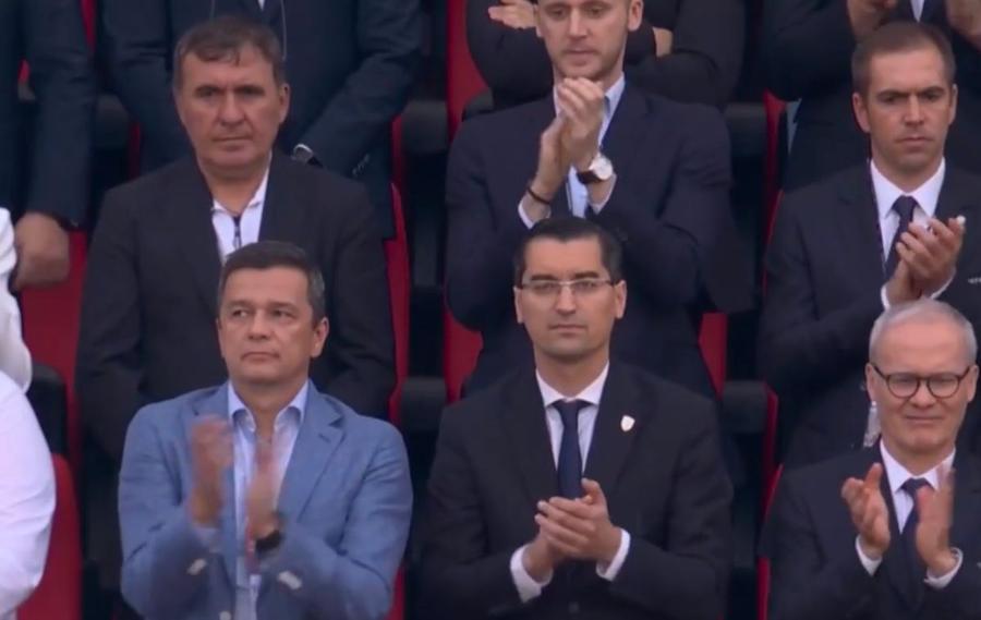 Gică Hagi a urmărit meciul dintre România și Belgia alături de Răzvan Burleanu, președintele FRF, și de Sorin Grindeanu, ministrul Transporturilor. „Ăștia au dat foc la stadion!” » 15 detalii observate la Belgia - România și singurul plus al „tricolorilor”: susținerea fabuloasă a publicului