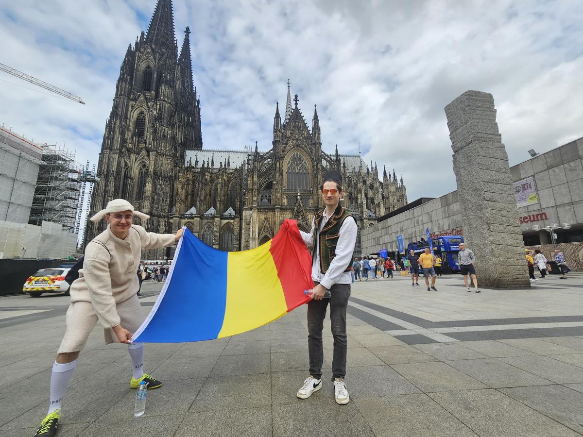 Imagini spectaculoase cu fanii români, înainte de Belgia – România