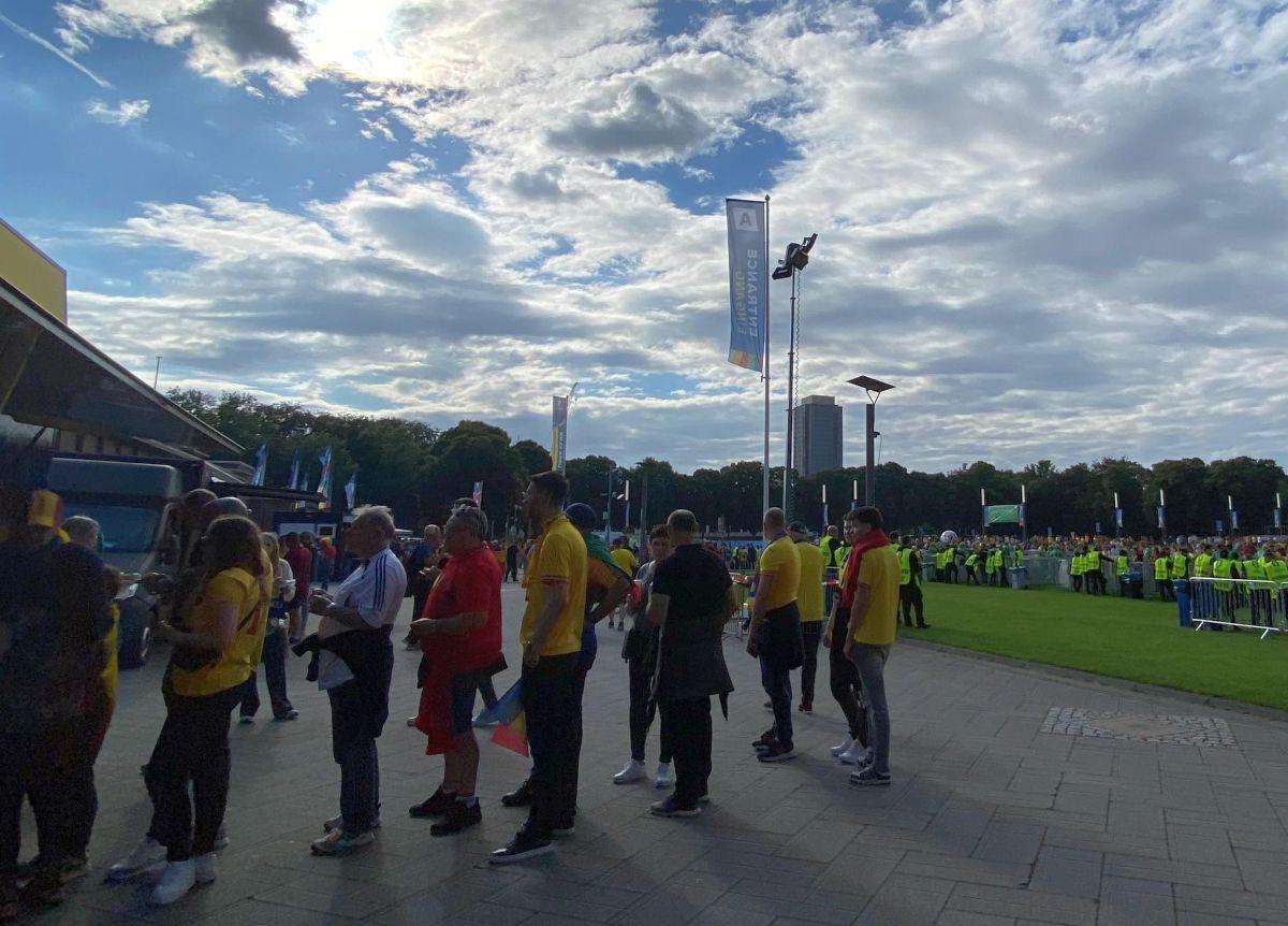 Belgia - România, atmosfera de la stadion: imagini surprinse pe străzi