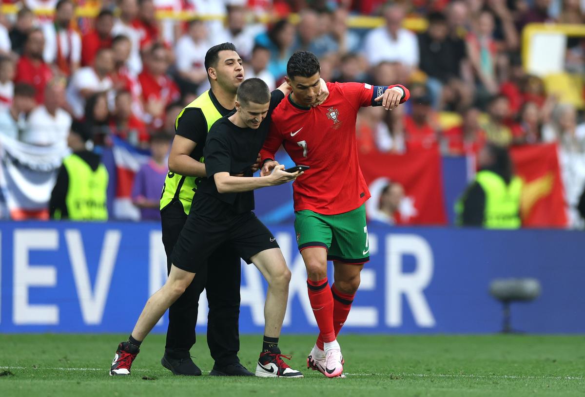 Turcia - Portugalia, întrerupt de PATRU ori din același motiv!