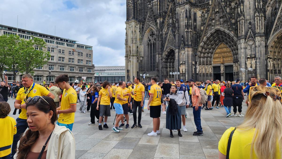 Fanii României, show la Koln! Imagini spectaculoase: „Mujdei is better than chocolate"
