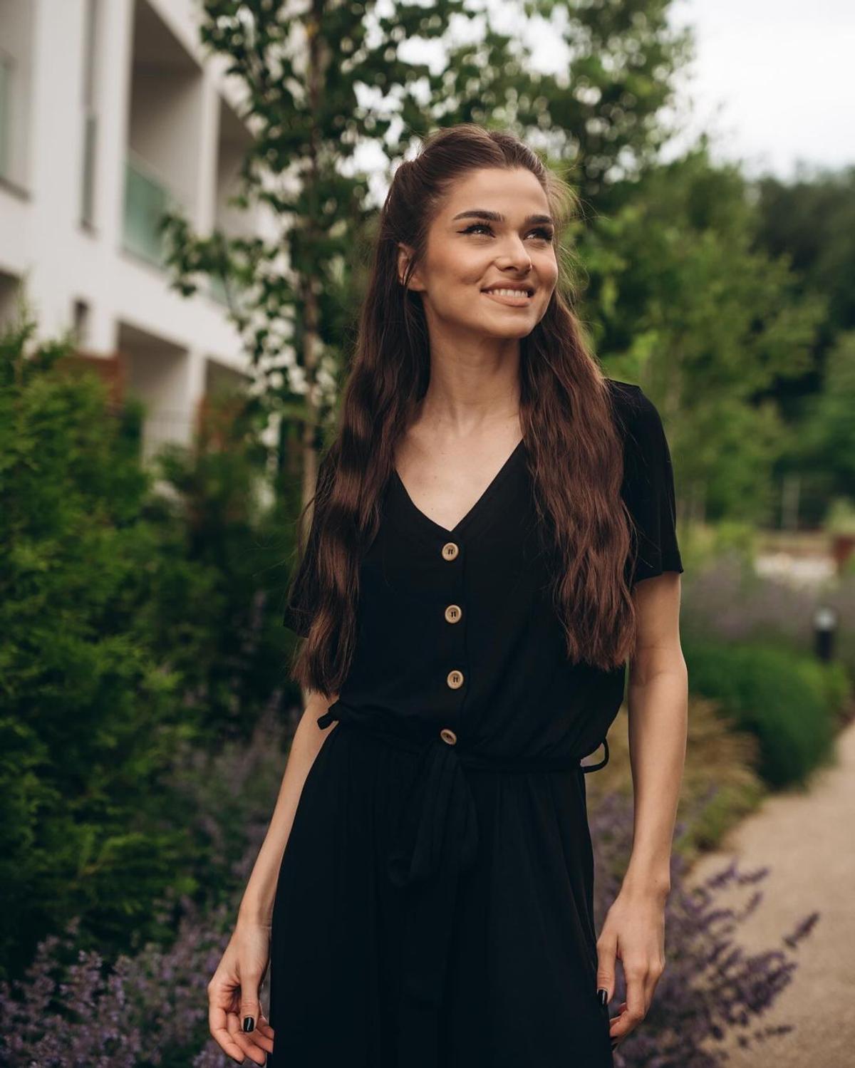 Theo Rose