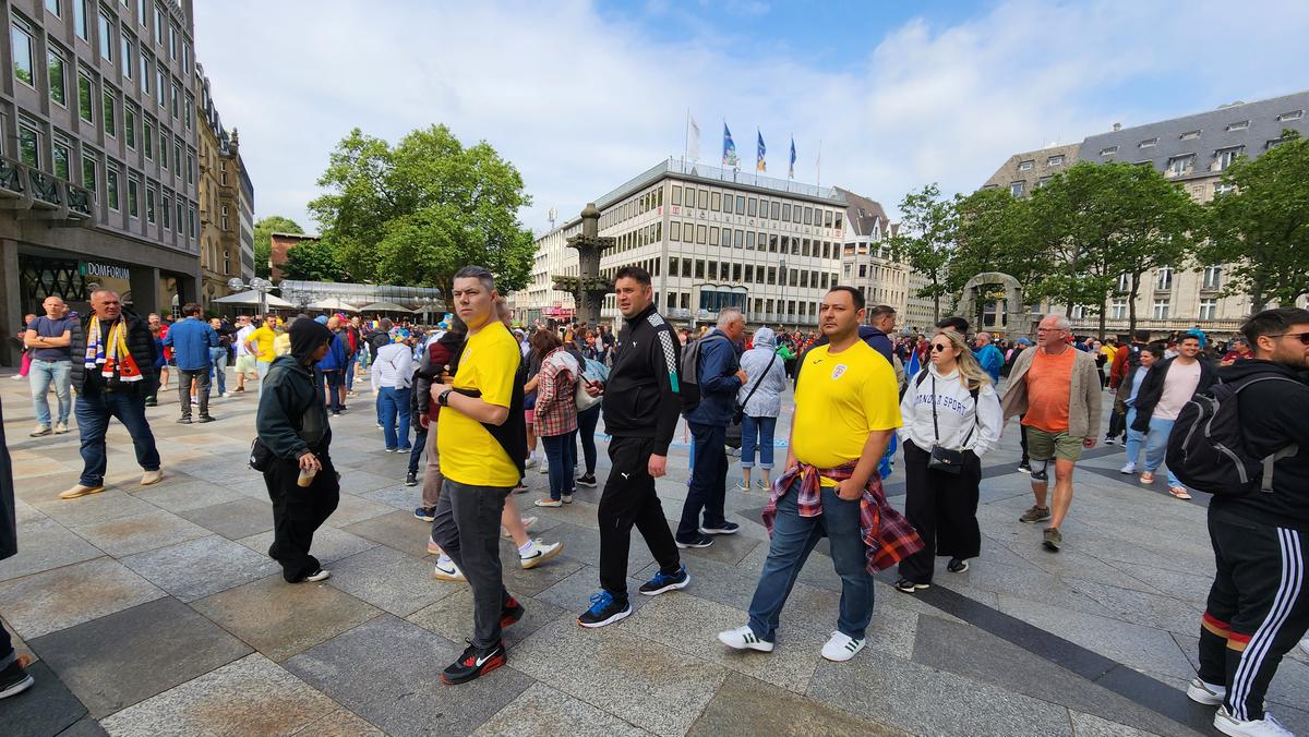 Fanii României, show la Koln! Imagini spectaculoase: „Mujdei is better than chocolate"