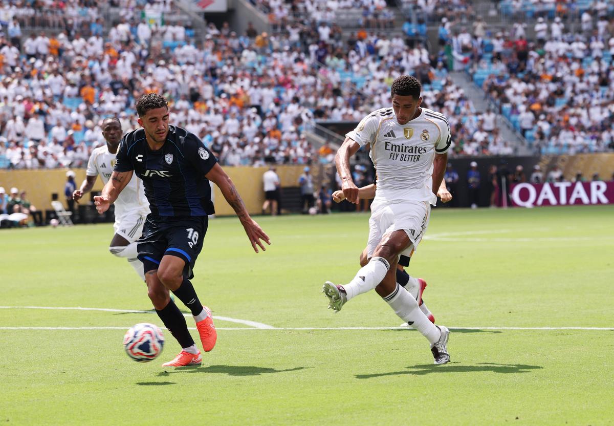 Real Madrid - Pachuca 3-1 » Victorie la pas pentru madrileni la Mondialul Cluburilor, chiar și în 10 oameni din minutul 7