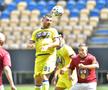 Show total la reeditarea XXL a Cupei României 1995, Petrolul – Rapid: „Ia liftul, «Vioară»!” + cum au „blătuit” partida și imagini inedite din meci și de la petrecere