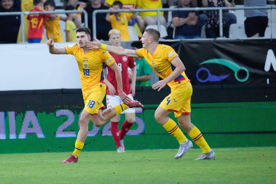 Remus Guțea, numărul 18, după golul cu Danemarca U19 Jucătorul U21 care i-a fost propus lui Gigi Becali: „Bani mulți! Îți dai seama, că dacă aude finul...”