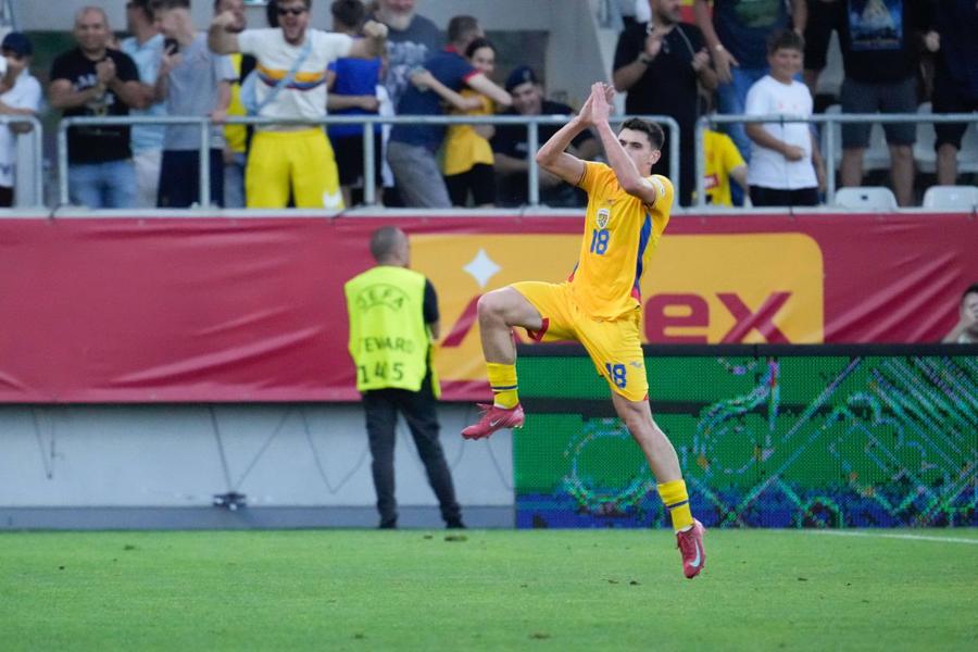 Remus Guțea, în tricoul României U19 Cât costă unul dintre eroii României U19: e pe radarul Superligii