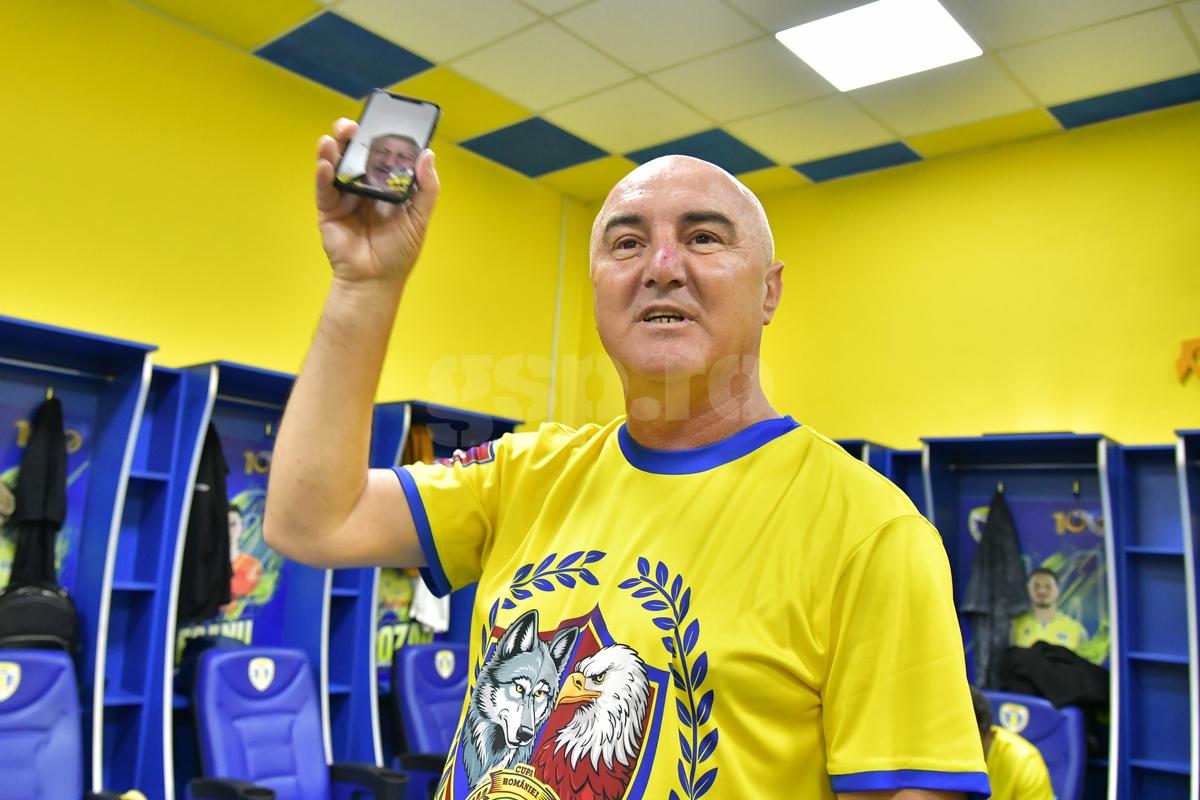 Show total la reeditarea XXL a Cupei României 1995, Petrolul – Rapid: „Ia liftul, «Vioară»!” + cum au „blătuit” partida și imagini inedite din meci și de la petrecere