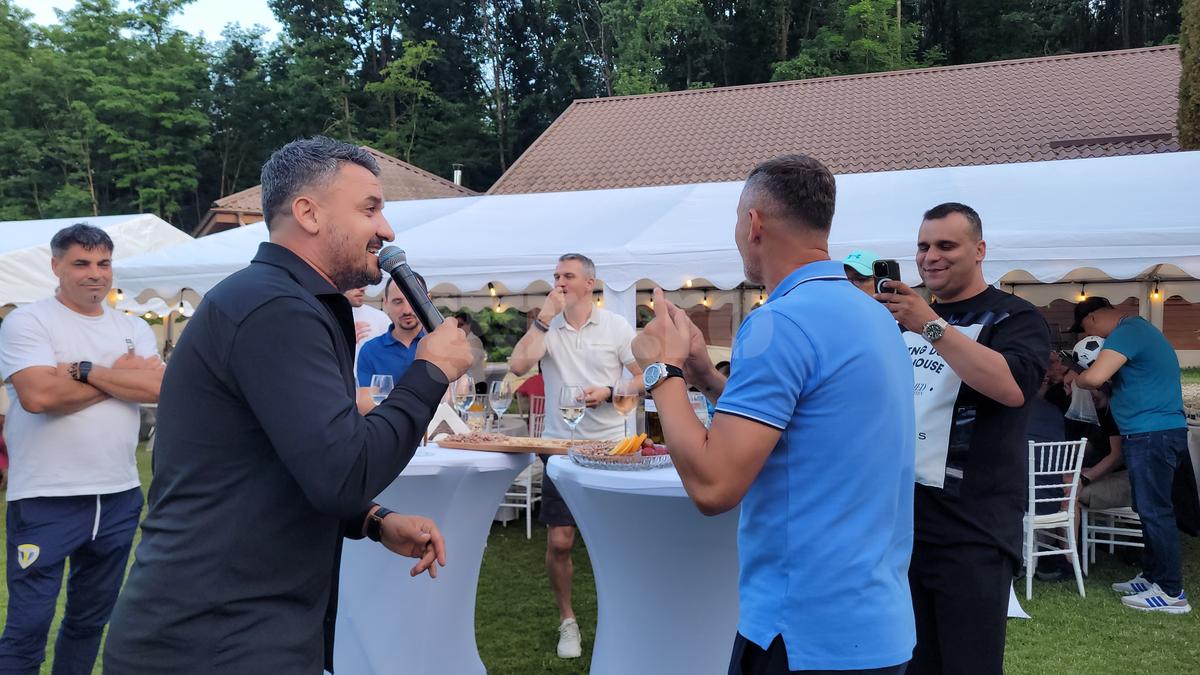 Show total la reeditarea XXL a Cupei României 1995, Petrolul – Rapid: „Ia liftul, «Vioară»!” + cum au „blătuit” partida și imagini inedite din meci și de la petrecere