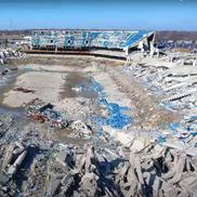 Stadionul „Silverdome” din Detroit, pus la pământ