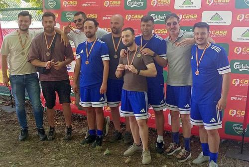 De la stânga la dreapta: Andrei Furnigă, Sebastian Culea, Alexandru Mone, Alexandru Stanciu, Iulian Pavel, Daniel Grigore, Raul Rusescu, Eduard Apostol, Dan Dinu