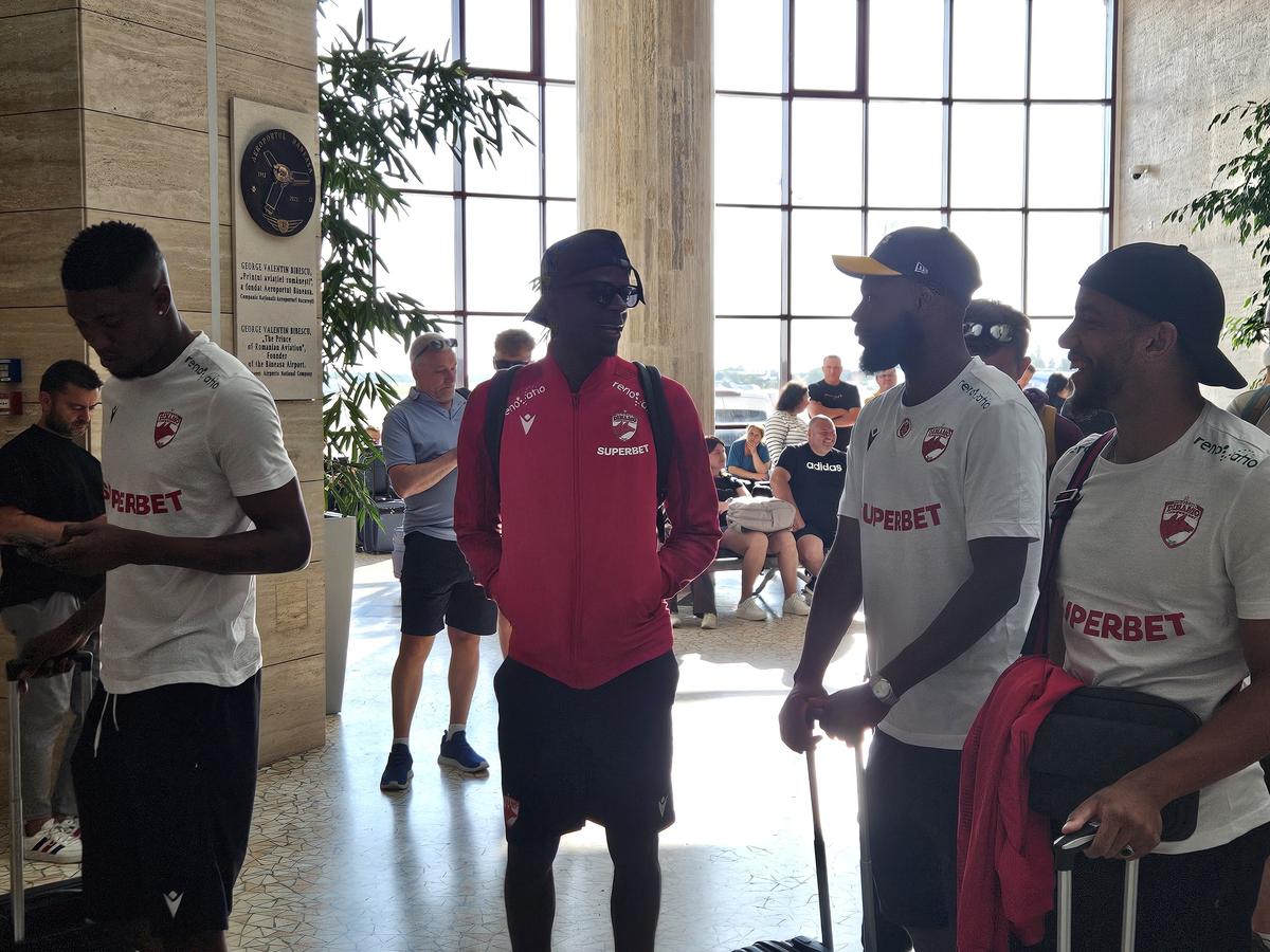 Dinamo a plecat în cantonamentul din Polonia