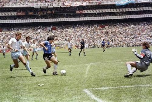 Maradona și „Golul secolului”