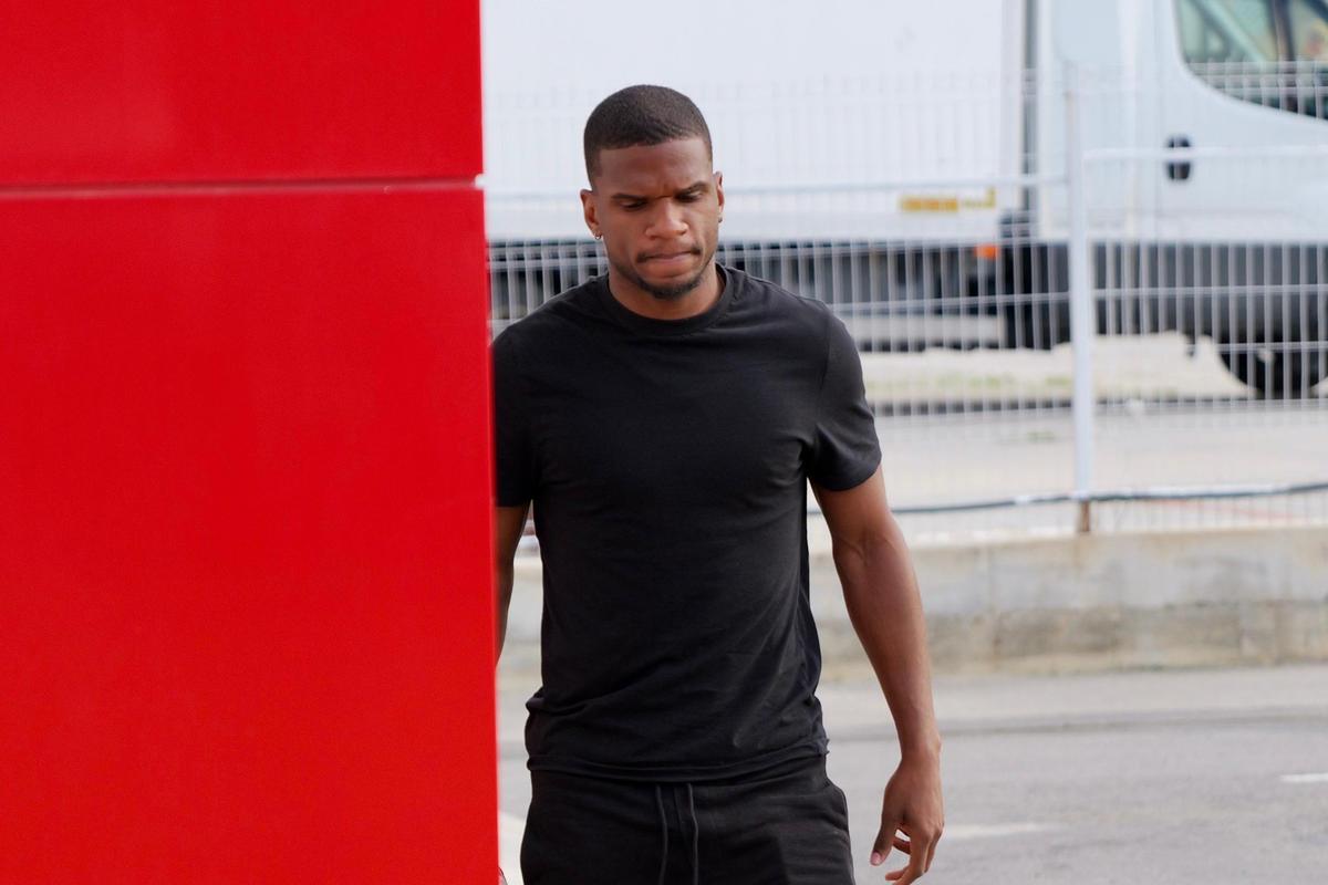 FCSB s-a reunit la prima oră » Numele noi și 5 absențe