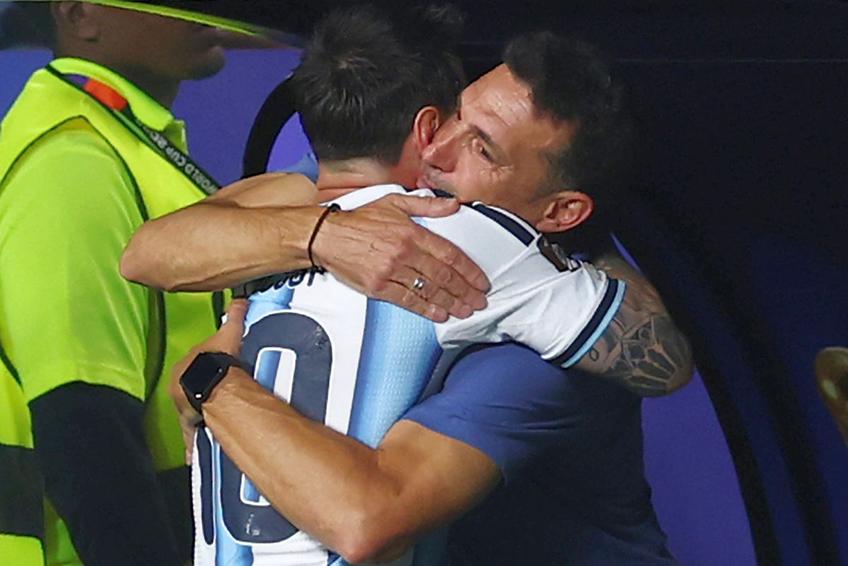 Lionel Scaloni și Lionel Messi // FOTO: Imago Images