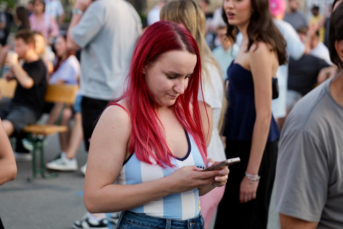 Cum s-a trăit la București meciul Argentinei cu Austria: frenezie pentru Messi în piața George Enescu