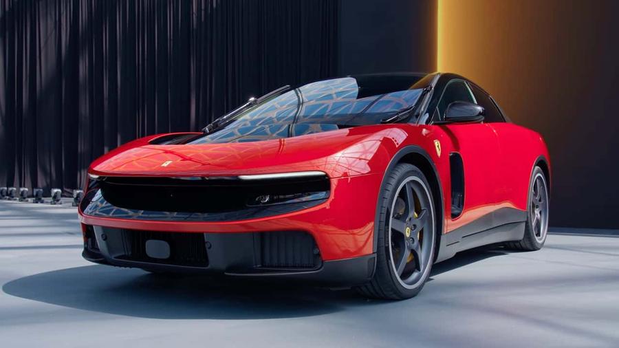 Ferrari Luce // foto: motor1.com Ferrari neagă zvonurile legate de „Luce”, modelul lor 100% electric: „Fals, ne-ar face rău!”