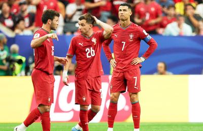 După Joao Neves, alt jucător al Portugaliei reacționează ferm: „Nu simțim nevoia să-i pasăm mereu lui Ronaldo! Pentru noi este ca oricare altul”