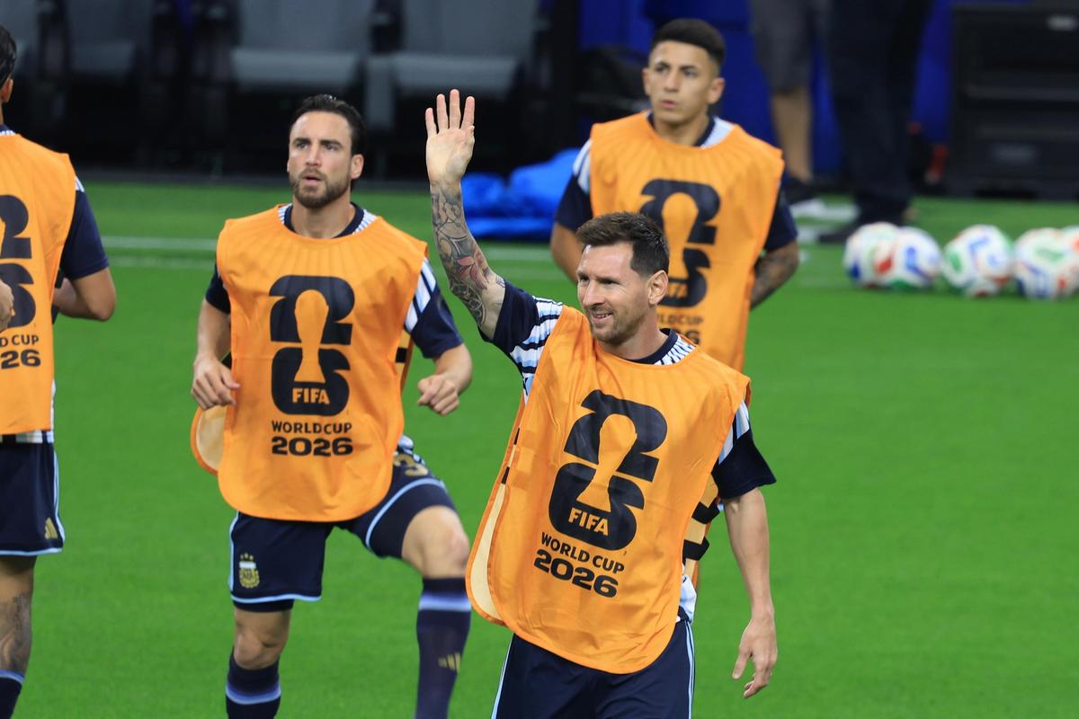 MESSI! MESSI! MESSI! » Cel mai mare fotbalist din istorie aduce o nouă victorie Argentinei, care se califică în 16-imi la Mondial!
