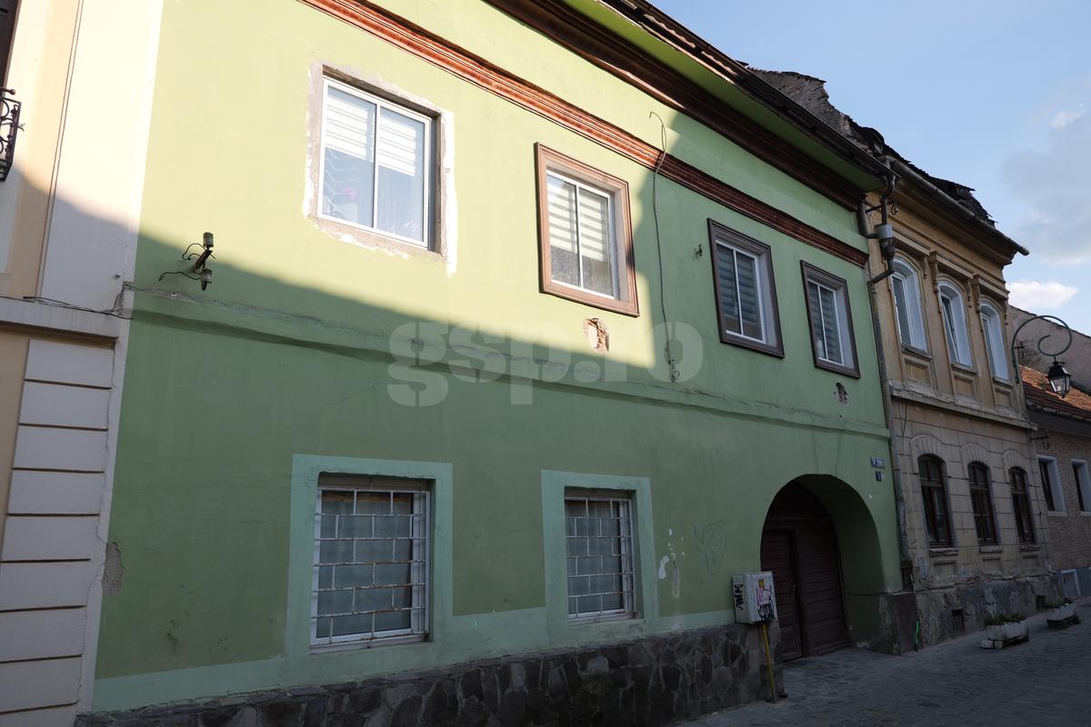 Cum arată casa unde a copilărit Ion Țiriac // foto: Andrei Furnigă (GSP)