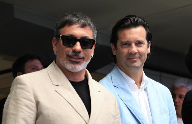 Îl mai recunoști? Fostul mare internațional argentinian a apărut în tribune la Argentina - Austria și i-a uimit pe fani