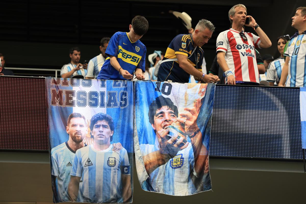 MESSI! MESSI! MESSI! » Cel mai mare fotbalist din istorie aduce o nouă victorie Argentinei, care se califică în 16-imi la Mondial!