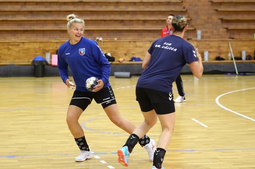 Maren e cu  zâmbetul pe buze și când joacă handbal  FOTO Marius Ionescu