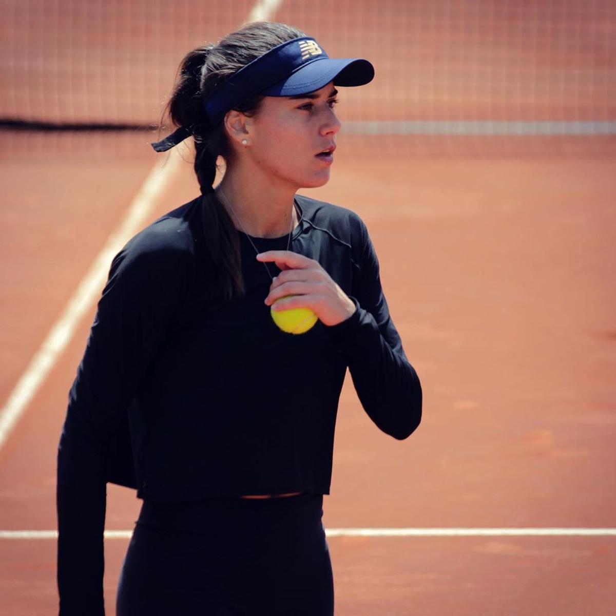 Sorana Cîrstea în afara terenului