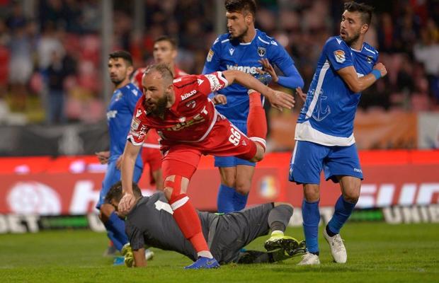 EXCLUSIV Situație fără ieșire la Dinamo » Jucătorii vor oprirea campionatului: „Vreți drame la TV? E mai rău ca pe Titanic”