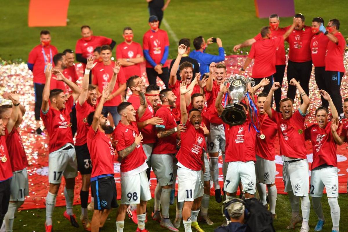 Mihai Stoica, prima reacție după ce FCSB a luat Cupa + aroganță la adresa rivalelor: „Pinti are 4K lângă piscină, ca bogații”