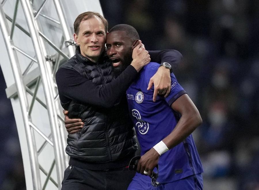 Thomas Tuchel și Rudiger, după ce au câștigat Liga Campionilor, foto: Imago „Vedeam ura reală în ochii lor” » Rudiger a publicat o scrisoare zdrobitoare despre rasism: ce a pățit în Germania, când a vrut să ajute o femeie