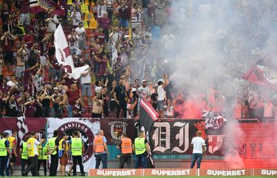 Primul meci, prima amendă pentru Rapid » Cât trebuie să plătească giuleștenii