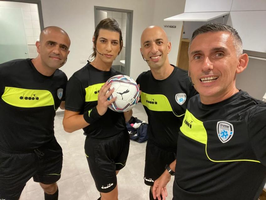 Dan Ucenic, primul din dreapta