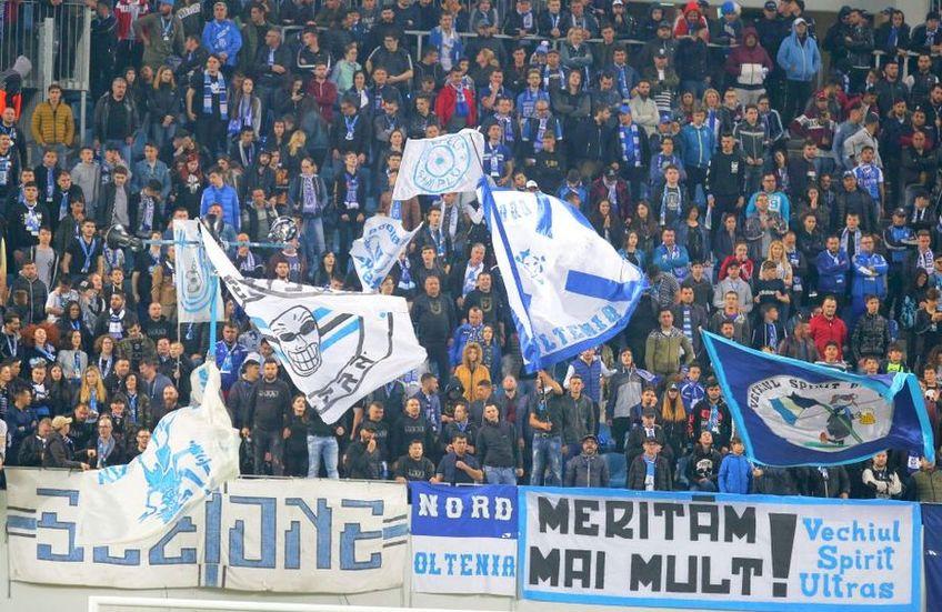 CS Universitatea Craiova a fost învinsă de albanezii de la Laci, scor 0-1, în prima manșă a turului 2 preliminar din UEFA Conference League. Fanii olteni i-au cerut demisia antrenorului grec Marinos Ouzounidis (52 de ani).