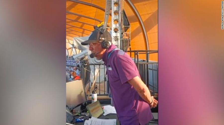 Mingea devenită colac de salvare, fularul cu trecut și viitor + Crainic și tată de campion mondial