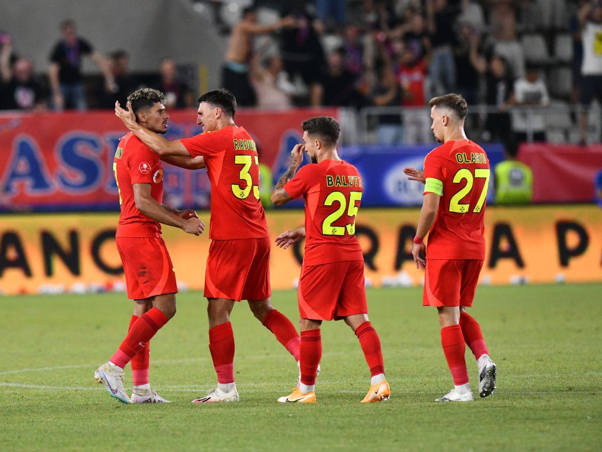 FCSB - Dinamo » 6.000 de spectatori pe „Arcul de Triumf”