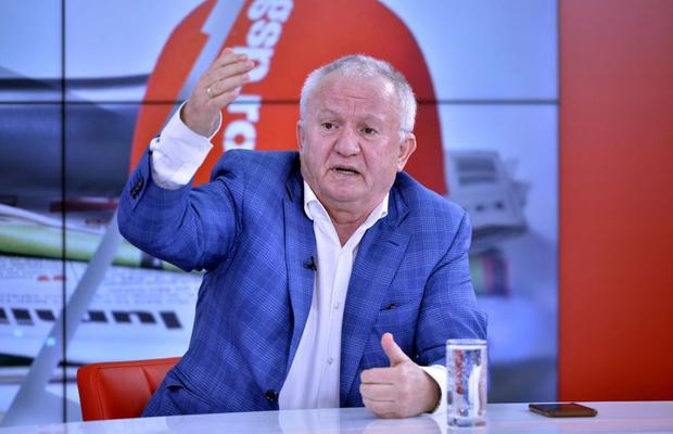Adrian Porumboiu, atac neașteptat la adresa lui Mihai Rotaru: „E obraznic! Universitatea Craiova a ajuns pe mâna unui trepăduș, un pomanagiu și un impostor”