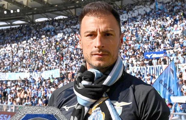 Președintele lui Lazio, anunț despre viitorul lui Ștefan Radu » Ce vrea să-i propună legendei clubului biancocelest