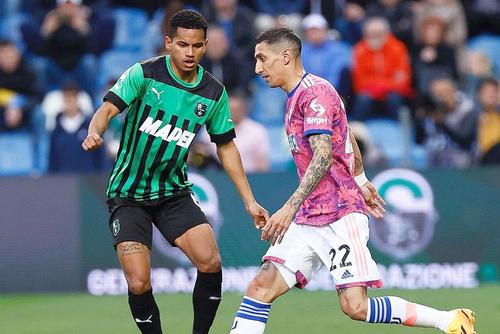 Rogerio, fundașul stânga brazilian de la Sassuolo. Foto: Instagram
