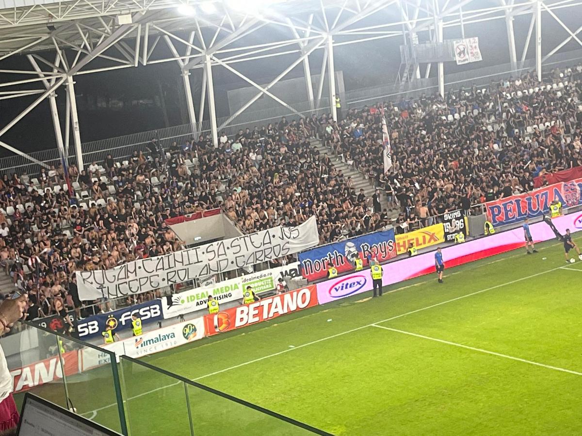 Toate mesajele afișate la derby-ul dintre FCSB și Dinamo! Ironii între marile rivale