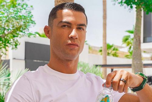 Cât încasează Cristiano Ronaldo pentru o postare pe Instagram. Foto: Instagram