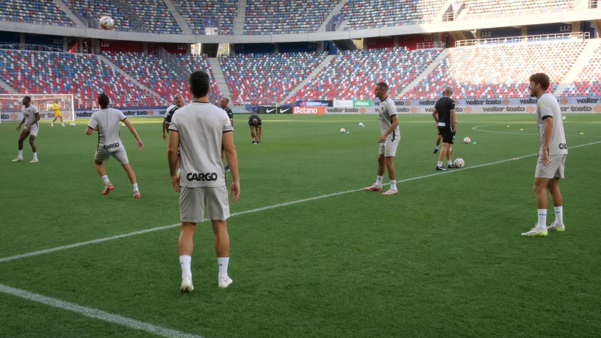 Cum a descris-o antrenorul lui Maccabi Tel Aviv pe FCSB, cu o zi înainte de meciul din Liga Campionilor