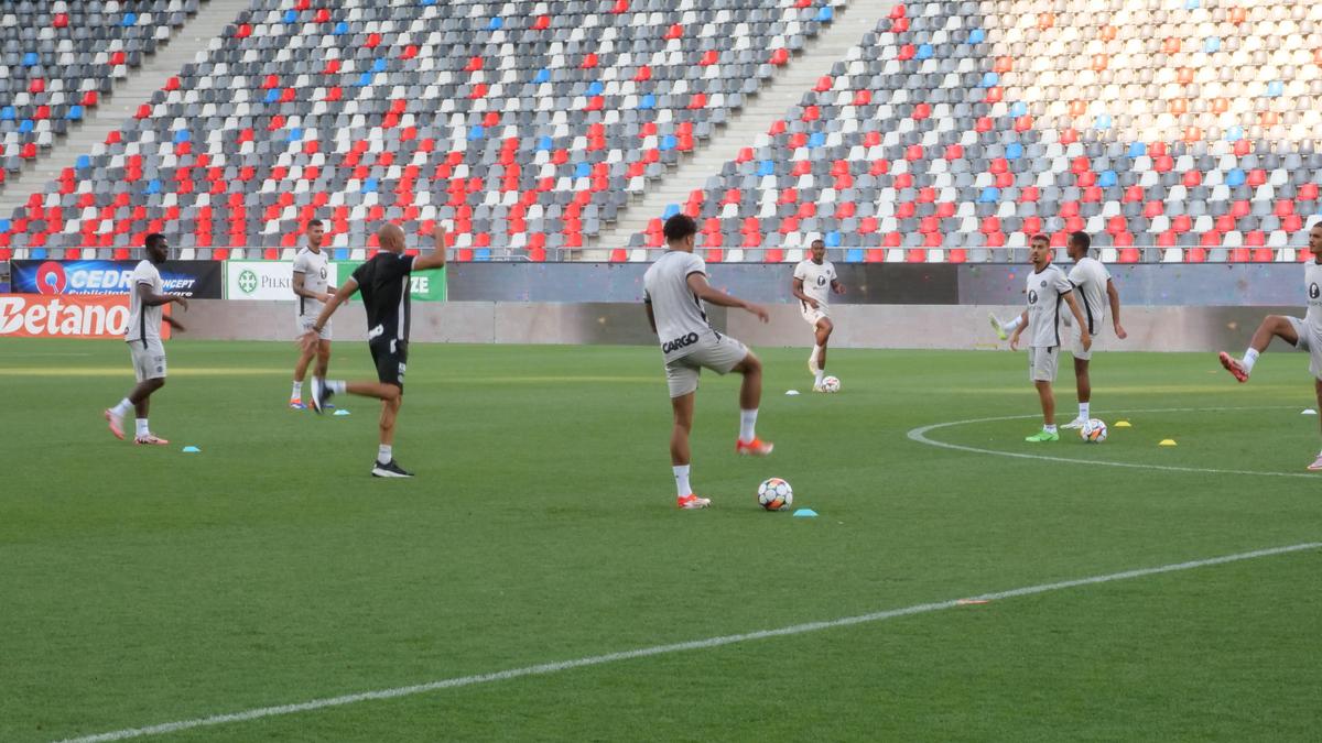 Cum a descris-o antrenorul lui Maccabi Tel Aviv pe FCSB, cu o zi înainte de meciul din Liga Campionilor