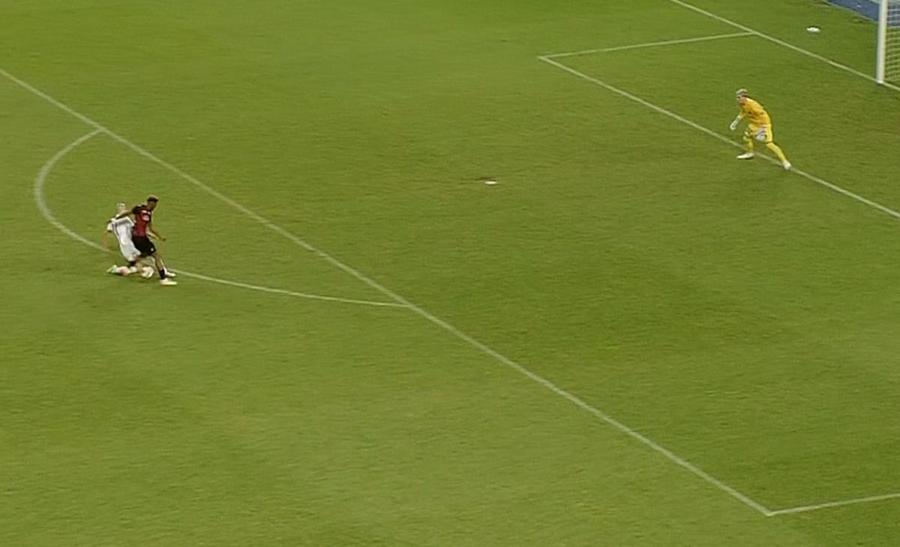 Tamba a scăpat de Chiricheș și a rămas singur cu Târnovanu Încă o rușine în Ligă! FCSB a pierdut și cu Shkendija: Târnovanu ține, pentru moment, echipa roș-albastră în Champions League!