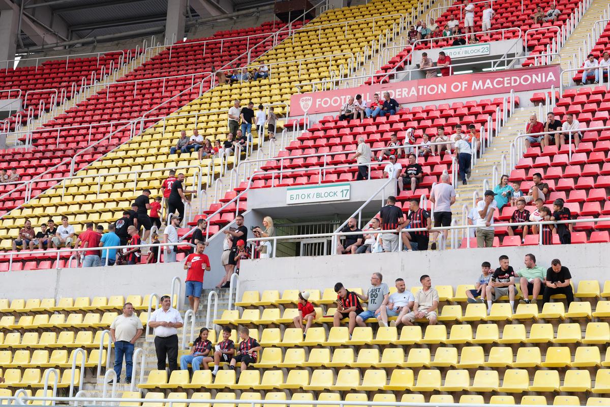 Condiții deplorabile în tribune la Shkendija - FCSB » „Coteț” la masa presei: ce au găsit reporterii GSP prezenți la Skopje